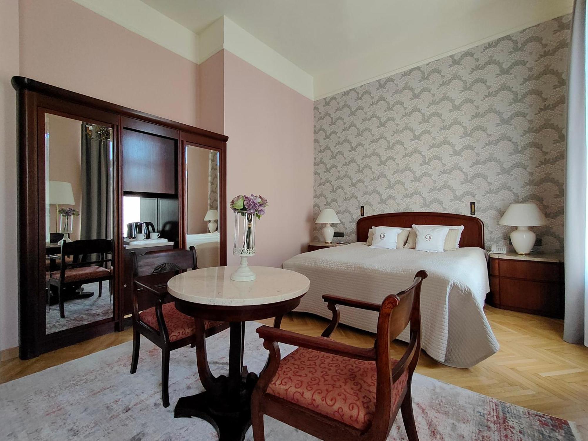 Grand Hotel Красков Екстериор снимка