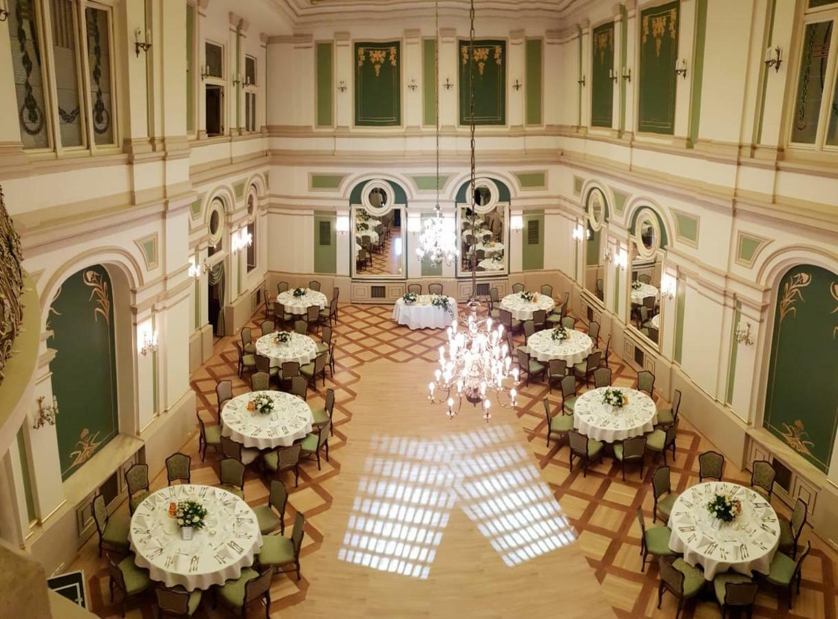 Grand Hotel Красков Екстериор снимка